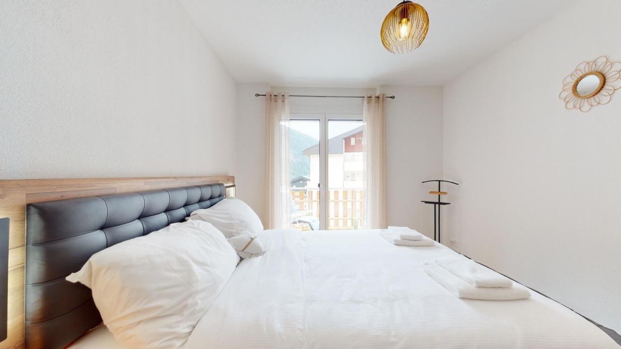 Apartment With Sauna And Mountain View ลอยเคอร์บัด ภายนอก รูปภาพ